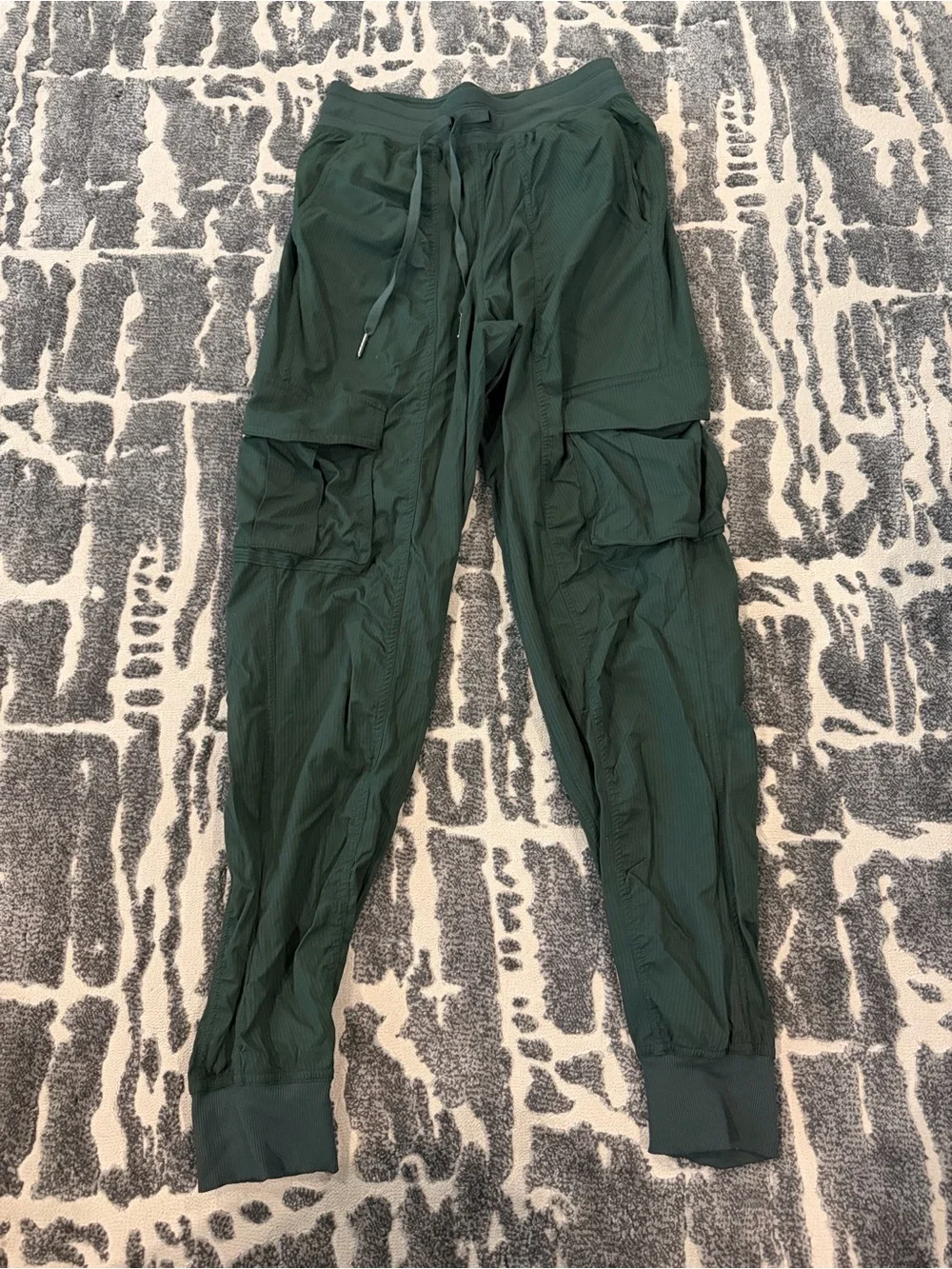 lululemon athletica Dance Studio Relaxed fit Mid-Rose Cargo Jogger Legacy Green